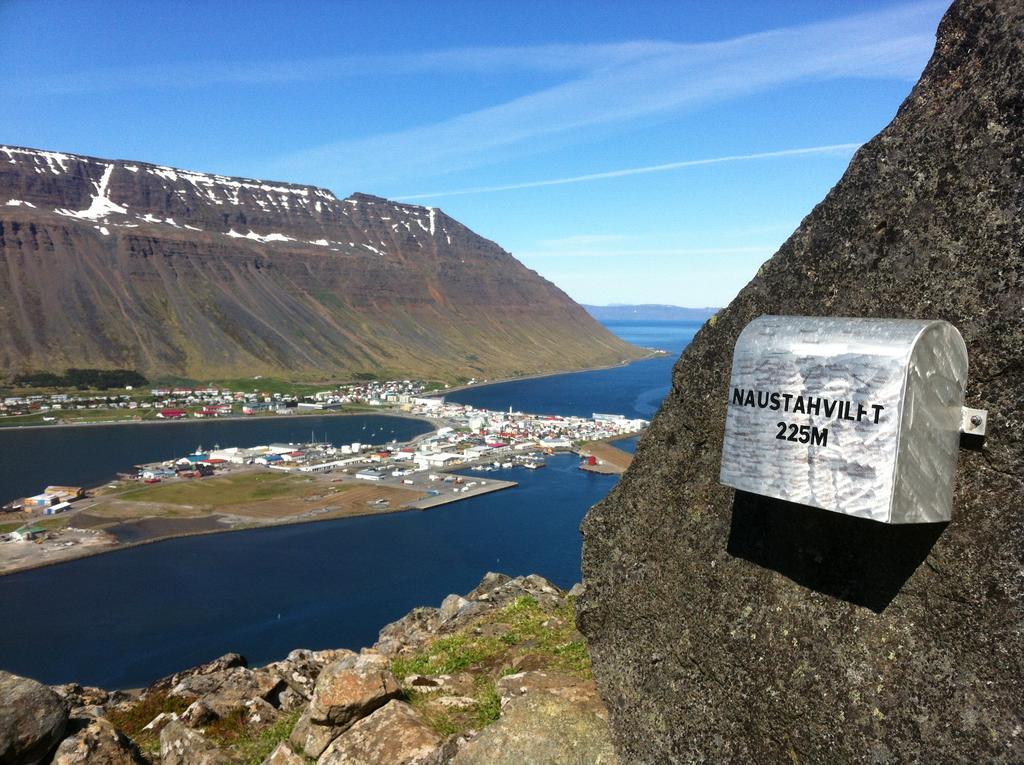 Litla Guesthouse Isafjordur Exterior photo